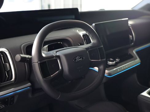 Used 2026 Ford Expedition Tremor AWD/4WD image 23