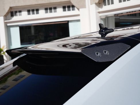 Used 2024 Lamborghini Urus Performante image 18