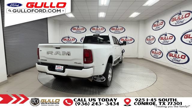 Used 2025 RAM 3500 Laramie AWD/4WD image 9