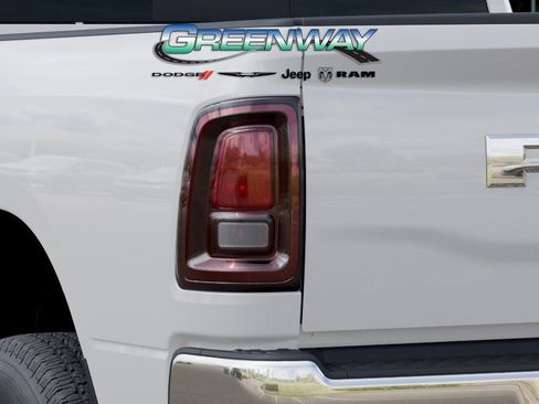 New 2026 RAM 2500 Tradesman AWD/4WD image 9