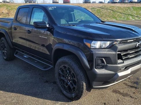 New 2026 Chevrolet Colorado Trail Boss AWD/4WD image 2