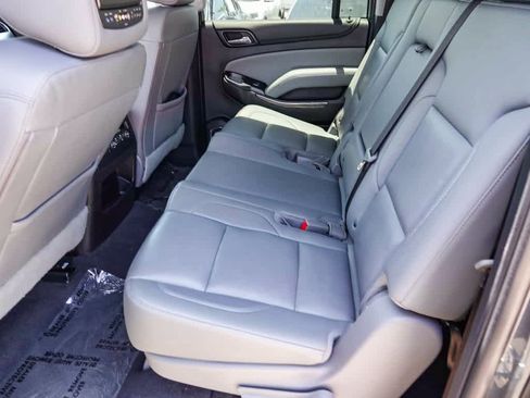 Used 2019 Chevrolet Suburban LT w/ LT Signature Package image 19