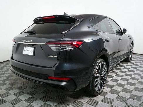 Used 2022 Maserati Levante Modena S image 5