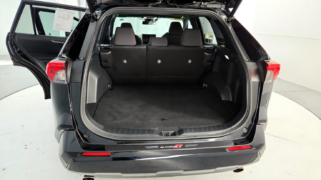 Certified 2023 Toyota RAV4 SE w/ Weather & Moonroof Package AWD/4WD image 20