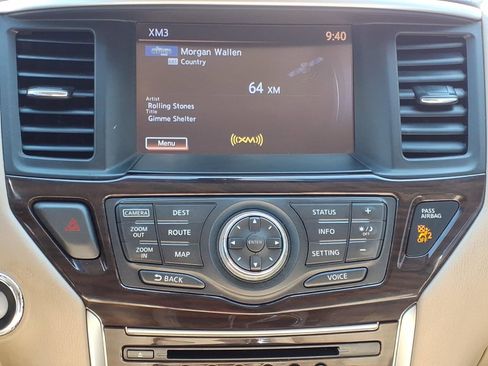 Used 2016 Nissan Pathfinder SL w/ SL Tech Package AWD/4WD image 6