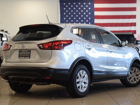 Used 2019 Nissan Rogue Sport S FWD image 7