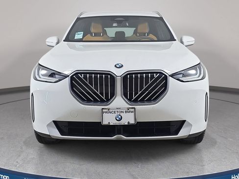 Certified 2026 BMW X3 xDrive30i w/ Convenience Package AWD/4WD image 2