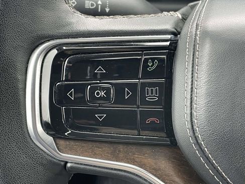 Used 2023 Jeep Grand Wagoneer L Series II image 13