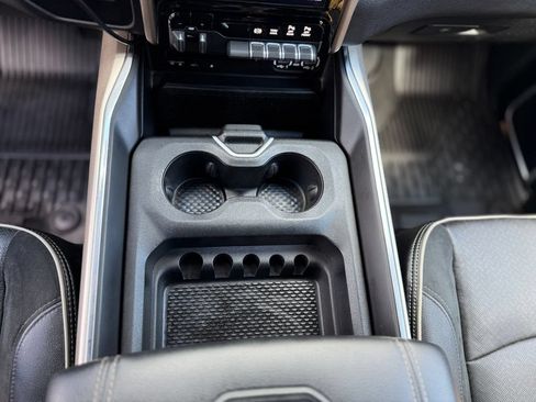 Used 2019 RAM 2500 Laramie w/ Night Edition AWD/4WD image 23