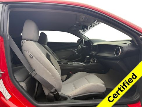 Used 2023 Chevrolet Camaro LT image 15