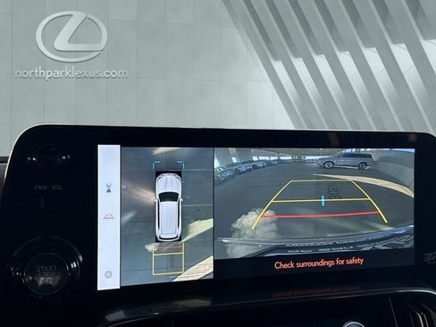 Used 2023 Lexus LX 600 F Sport image 17