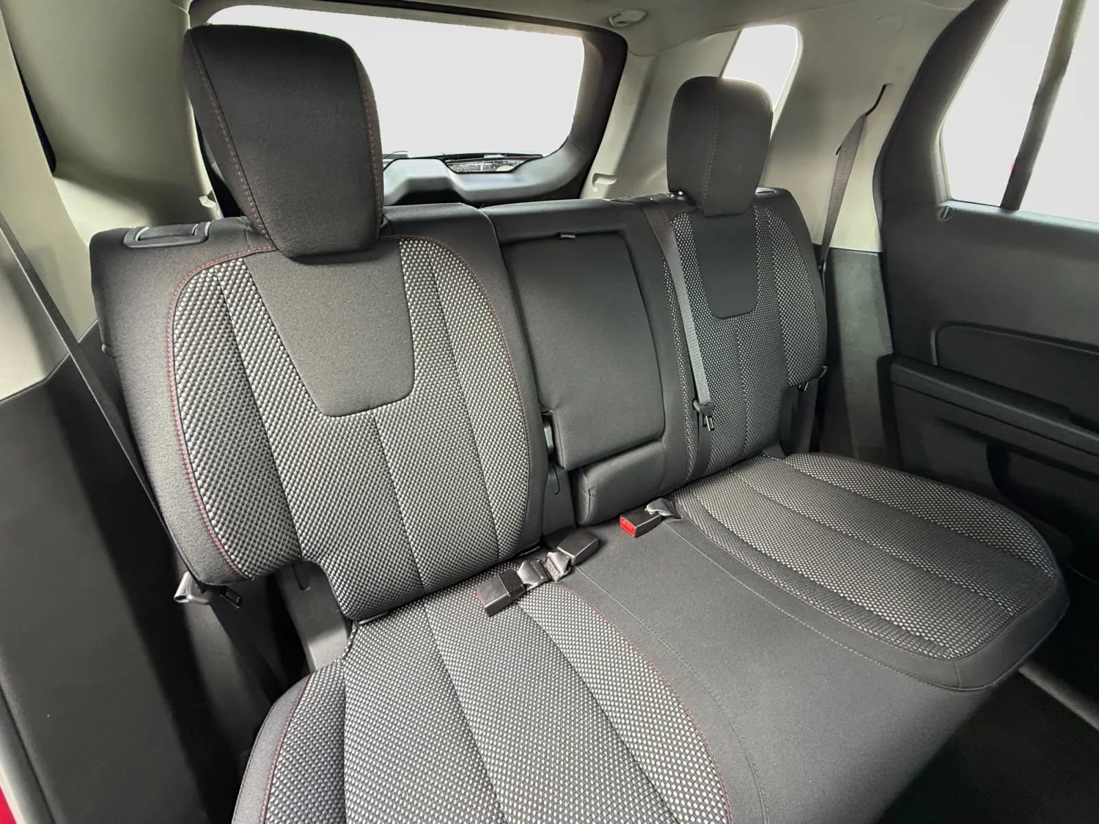 Used 2017 GMC Terrain SLE w/ Nightfall Package AWD/4WD image 18