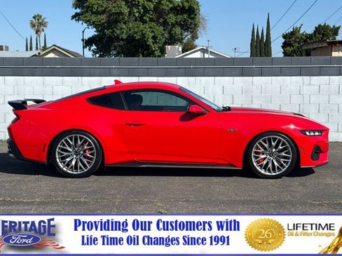 Used 2024 Ford Mustang GT Premium RWD image 3