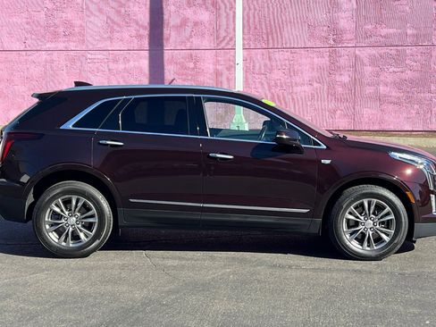 Used 2021 Cadillac XT5 Premium Luxury FWD image 3