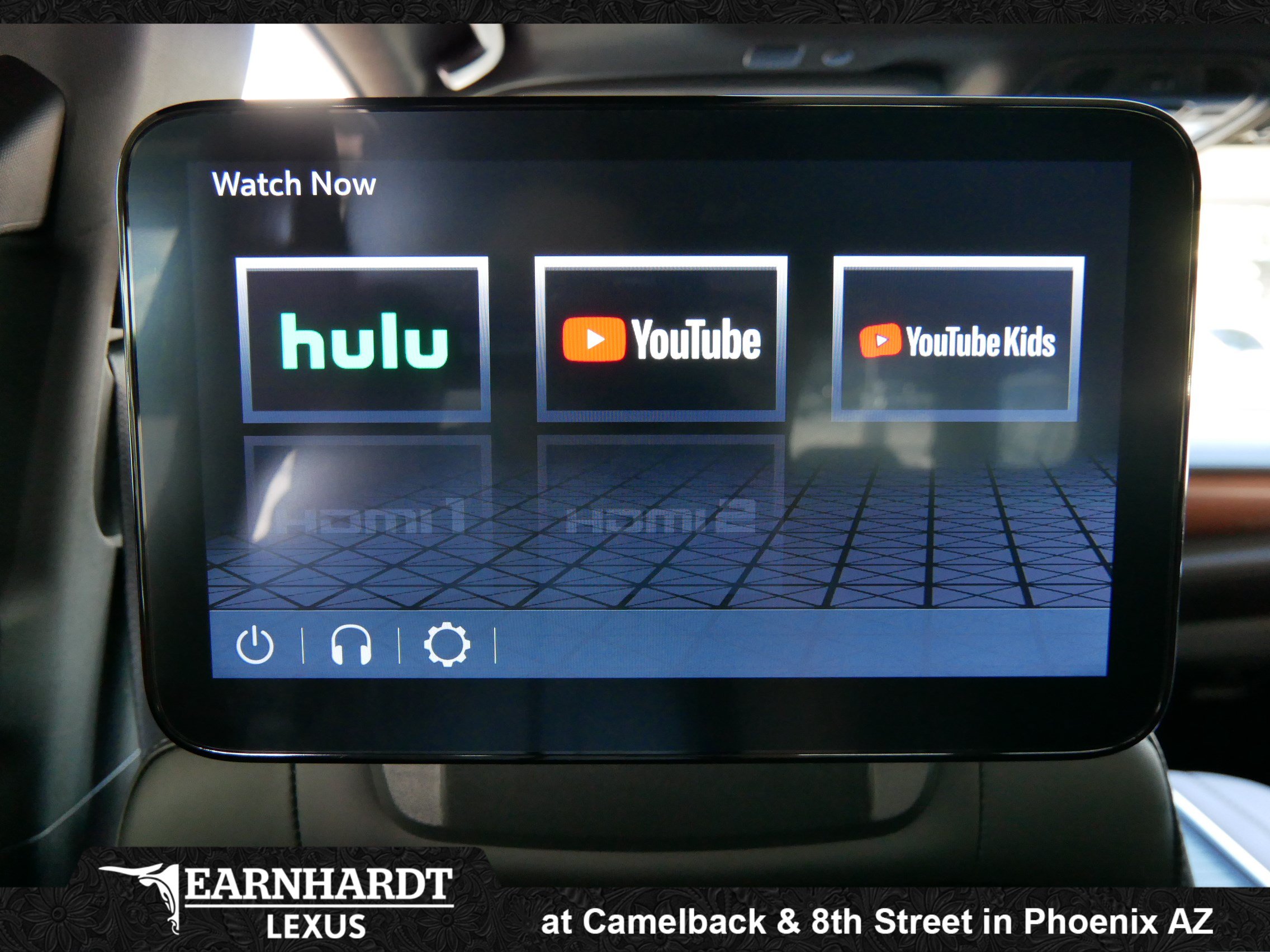 Used 2023 GMC Yukon Denali Ultimate AWD/4WD image 39