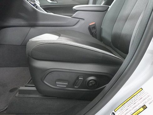 New 2025 Jeep Grand Cherokee L Laredo w/ Luxury Tech Group I image 11