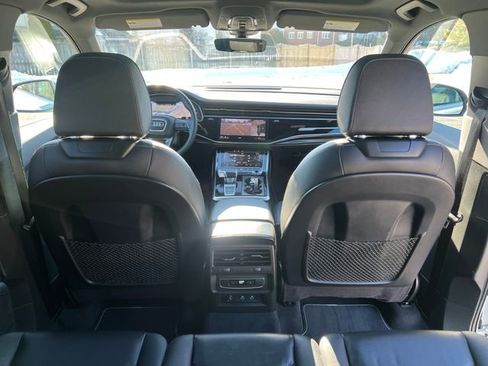 Used 2025 Audi Q7 3.0T Premium Plus image 35