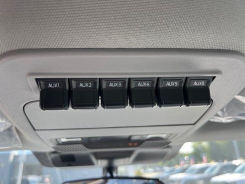 New 2026 Ford F550 4x4 Regular Cab Super Duty image 15