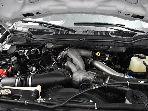 Used 2022 Ford F250 Platinum image 40