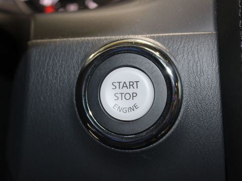 Used 2024 Nissan Armada SL image 52