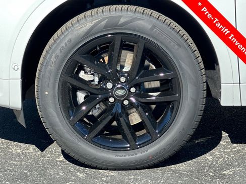 Used 2024 Land Rover Discovery Sport S image 23