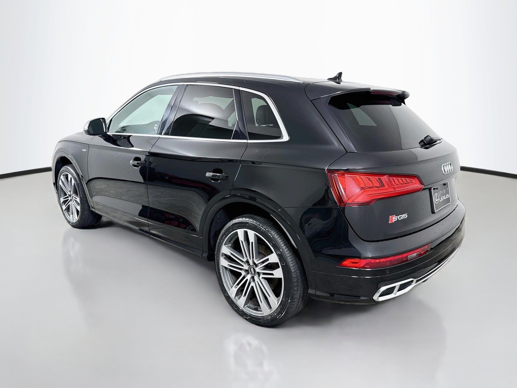 Used 2018 Audi SQ5 Premium Plus AWD/4WD image 5