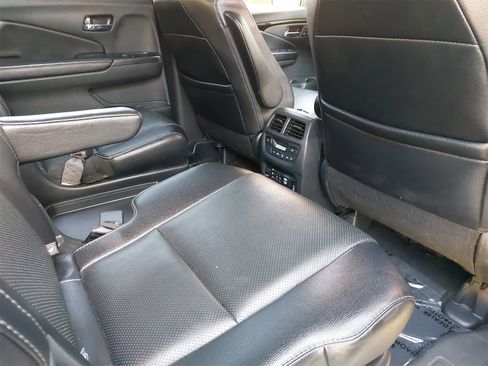 Used 2016 Honda Pilot Elite image 11