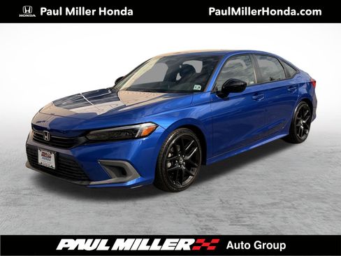 Used 2023 Honda Civic Sport image 1
