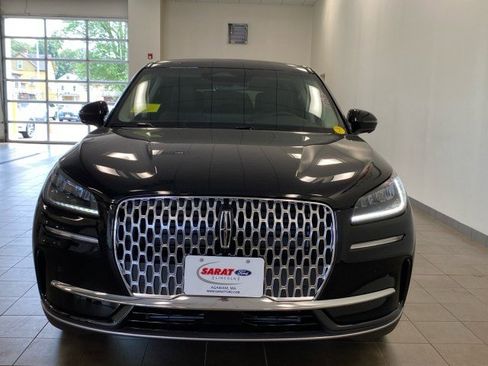 New 2024 Lincoln Corsair AWD w/ Equipment Group 101A image 3