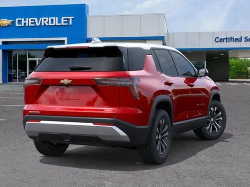 New 2026 Chevrolet Equinox LT w/ Convenience Package II image 4