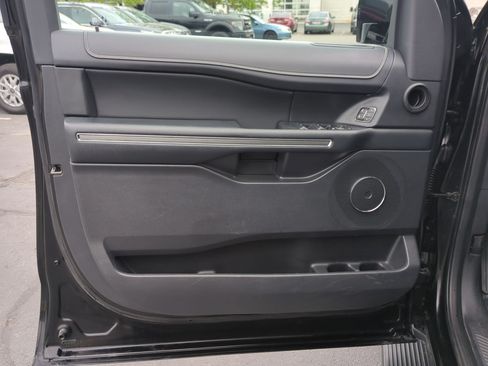 Used 2024 Ford Expedition XLT AWD/4WD image 14