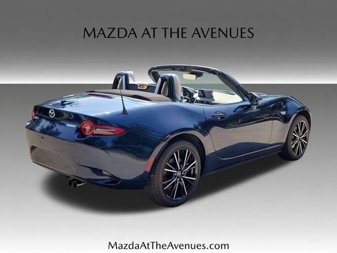 New 2026 MAZDA MX-5 Miata Grand Touring RWD image 4
