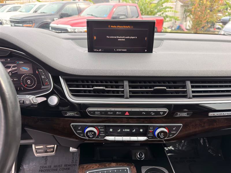 Used 2017 Audi Q7 3.0T Prestige AWD/4WD image 18