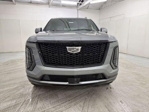 New 2026 Cadillac Escalade Platinum Sport w/ LPO, ONYX Package image 14