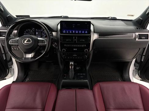 Certified 2023 Lexus GX 460 Premium w/ Premium Package image 2