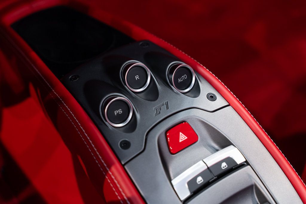 Certified 2013 Ferrari 458 Spider RWD image 41