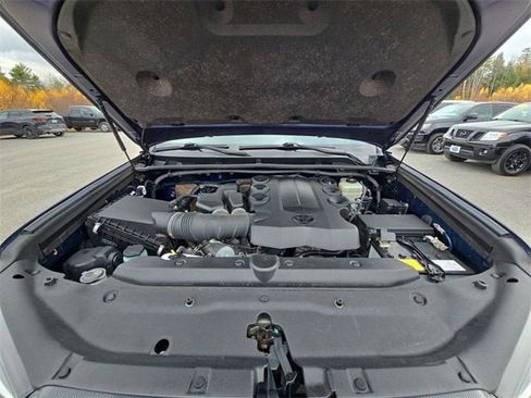 Used 2020 Toyota 4Runner TRD Off-Road Premium image 31