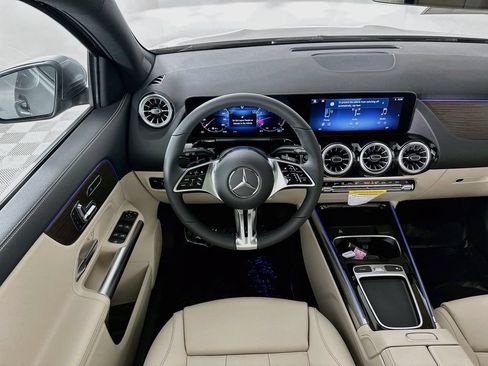 Used 2026 Mercedes-Benz GLA 250 image 22