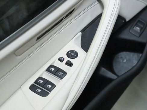 Certified 2023 BMW 540i xDrive w/ Premium Package image 16