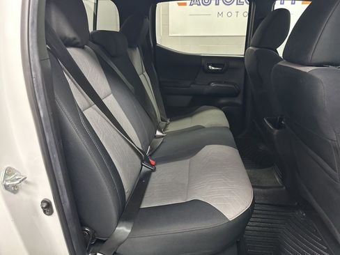 Used 2023 Toyota Tacoma TRD Off-Road w/ Black Out Package (TMS) image 21