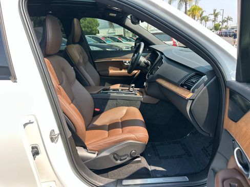 Certified 2023 Volvo XC90 T8 Plus image 26