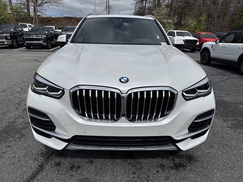 Used 2022 BMW X5 sDrive40i w/ Parking Assistance Package image 2