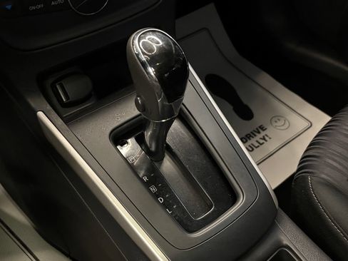 Used 2019 Nissan Sentra SV FWD image 15