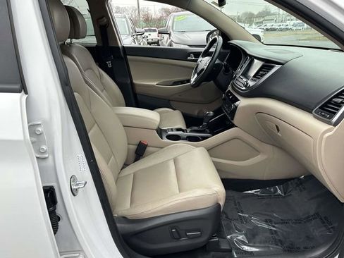 Used 2018 Hyundai Tucson Limited image 19