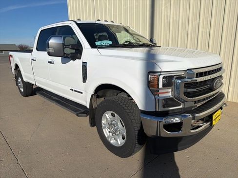 Used 2021 Ford F350 Lariat w/ Lariat Ultimate Package image 2