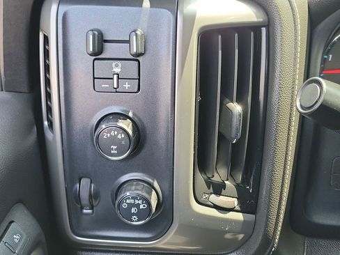 Used 2019 Chevrolet Silverado 2500 LTZ w/ Duramax Plus Package AWD/4WD image 17