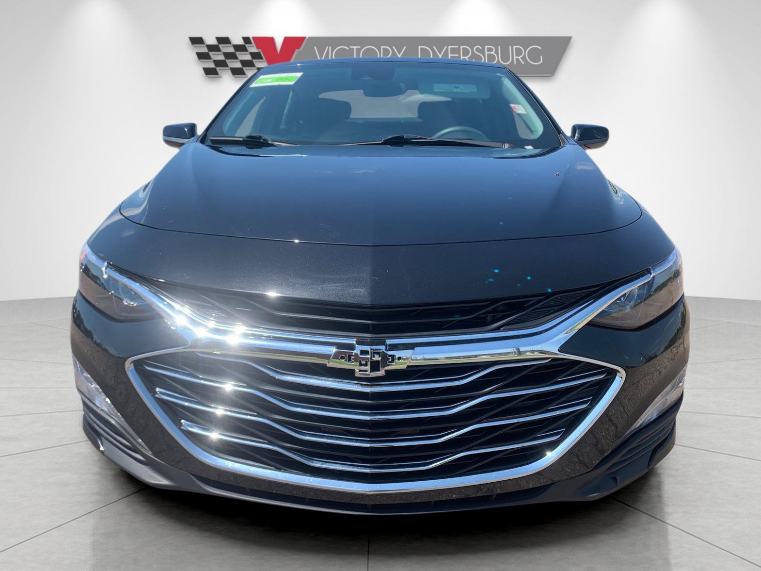 Used 2024 Chevrolet Malibu LT FWD image 9