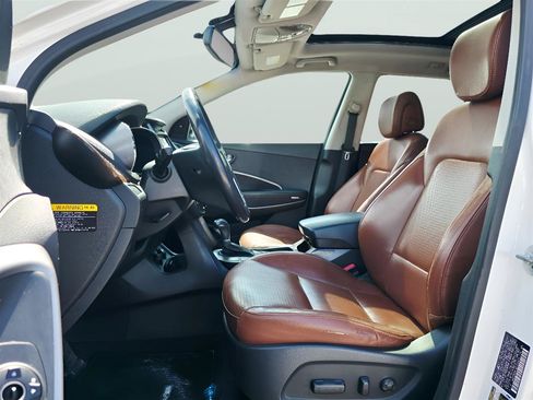 Used 2013 Hyundai Santa Fe Limited w/ Technology Pkg FWD image 11