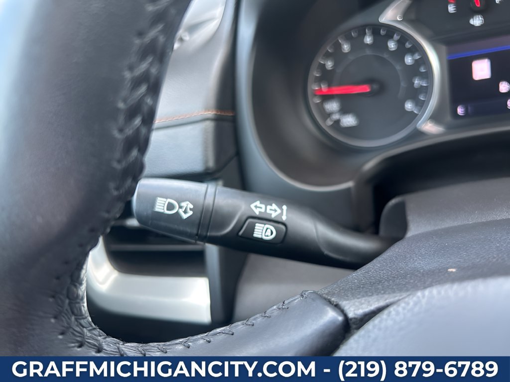 Used 2020 GMC Terrain SLE w/ Driver Convenience Package AWD/4WD image 18