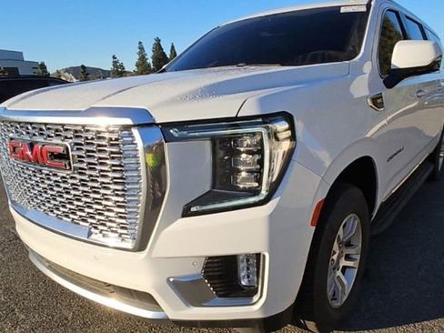 Used 2024 GMC Yukon XL Denali image 2